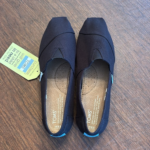 Toms Alpargata Solid Black Canvas Classic Shoe - Picture 2 of 7
